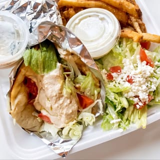 Chicken on Pita with Hummus (with chips) - O